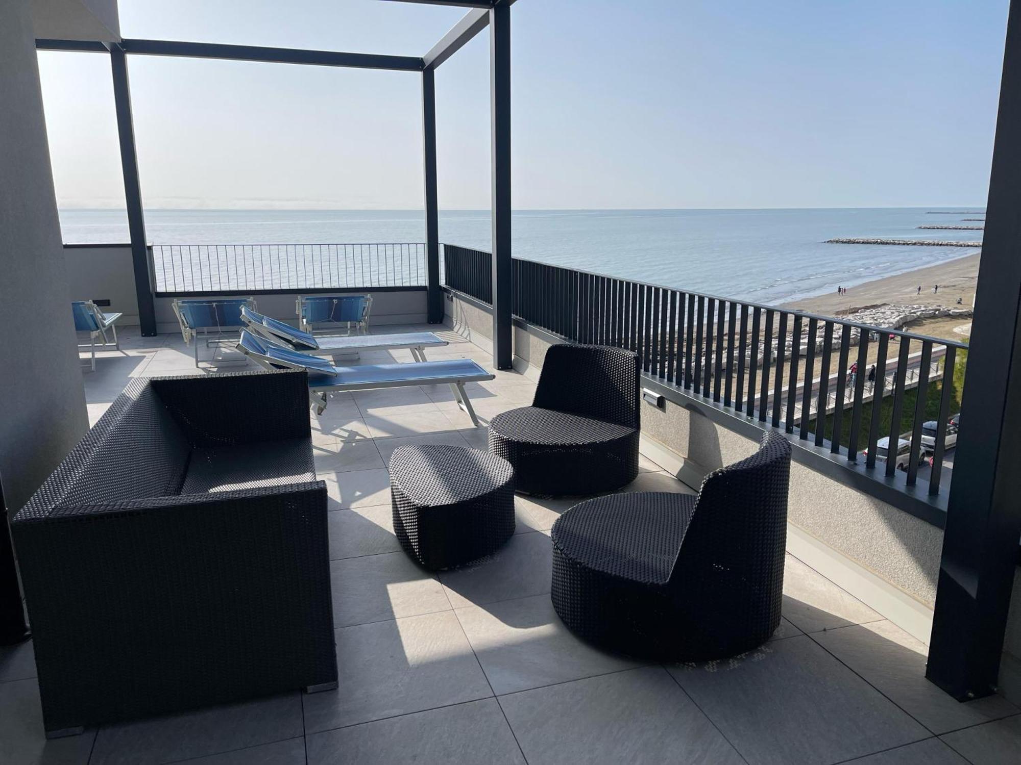 Nuovo Residence Serenissima Frontemare - Agenzia Cocal Caorle Kültér fotó